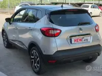 Usata Renault Captur 90 CV (66 kW) 2015 Grigio SUV