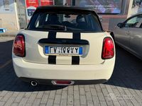 Usata Mini ONE 102 CV (75 kW) 2019 Bianco Utilitaria
