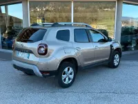 Usado Dacia Duster Prestige 116 CV (85 kW) 2019 Plateado SUV