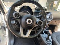 Usata Smart ForFour 71 CV (52 kW) 2016 Bianco Utilitaria