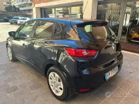 Second-hand Renault Clio IV 75 CP (55 kW) 2013 Negru Hatchback