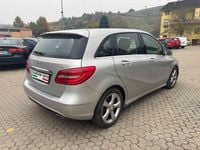 Usata Mercedes B200 136 CV (100 kW) 2014 Grigio Monovolume