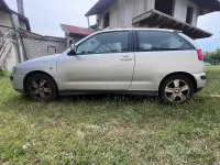 Usata Seat Ibiza 110 CV (80 kW) 2000 Grigio Utilitaria