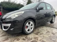 Usata Renault Scénic III Luxe 110 CV (80 kW) 2010 Nero Monovolume