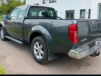 Usata Nissan Navara 190 CV (139 kW) 2014 Grigio Pick-up