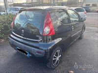 Usata Peugeot 107 68 CV (50 kW) 2006 Nero Utilitaria