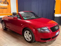 Usata Audi TT Roadster 179 CV (131 kW) 2001 Rosso Cabrio