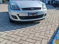 Usata Ford Fiesta 75 CV (55 kW) 2007 Grigio Utilitaria