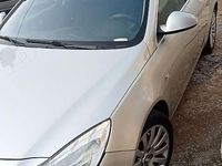 Usata Opel Insignia 160 CV (117 kW) 2010 Station wagon