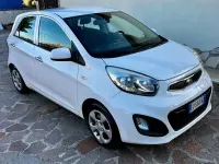 Usata Kia Picanto 69 CV (50 kW) 2015 Bianco Utilitaria