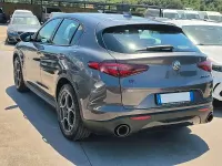 Usata Alfa Romeo Stelvio Sprint 190 CV (139 kW) 2020 Grigio SUV