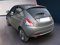 Usata Lancia Ypsilon Gold 70 CV (51 kW) 2022 Grigio Utilitaria