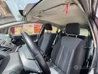 Usata Ford Fiesta 68 CV (50 kW) 2010 Viola Berlina