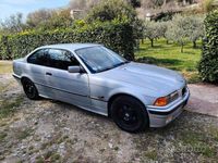 Usata BMW 318 140 CV (102 kW) 1996 Coupé