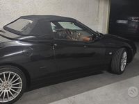 Begagnad Alfa Romeo Spider 144 HK (105 kW) 1999 Svart Cab
