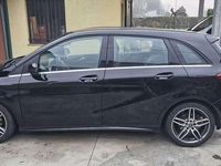 Usata Mercedes B180 Premium 109 CV (80 kW) 2018 Nero Monovolume