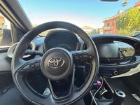 Usata Toyota Aygo X Trend 75 CV (55 kW) 2022 Oro SUV