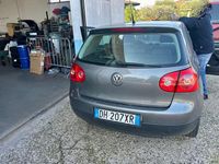 Usata VW Golf V Comfortline 104 CV (76 kW) 2007 Argento Berlina