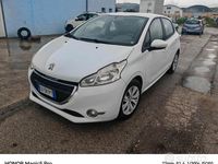 Usata Peugeot 208 95 CV (69 kW) 2015 Bianco Utilitaria
