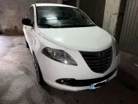 Usata Lancia Ypsilon Gold 95 CV (69 kW) 2015 Utilitaria