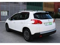 Usata Peugeot 2008 Active 82 CV (60 kW) 2015 Bianco metallizzato SUV