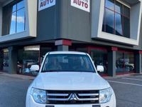 usata Mitsubishi Pajero Pajero3.2 200cv 4X4 CON GANCIO TRAINO