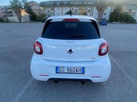 Usata Smart ForFour Brabus 109 CV (80 kW) 2019 Bianco Utilitaria