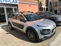 Usata Citroën C4 Shine 99 CV (72 kW) 2015 Argento SUV