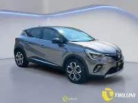 Usata Renault Captur Techno 101 CV (74 kW) 2023 Grigio SUV