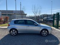 usata Alfa Romeo 147 1.9 5 porte Collezione