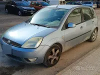 Usata Ford Fiesta 68 CV (50 kW) 2005 Utilitaria