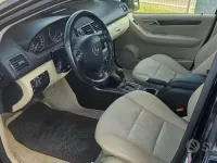 Usata Mercedes A180 Avantgarde 109 CV (80 kW) 2011 Nero Utilitaria