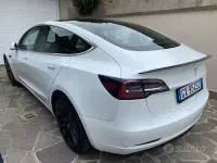 Usata Tesla Model 3 Performance 100 kW (136 CV) 2019 Bianco Berlina