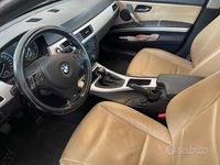 Usata BMW 320 184 CV (135 kW) 2010 Nero Station wagon
