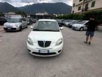 Usata Lancia Ypsilon 75 CV (55 kW) 2009 Bianco Utilitaria