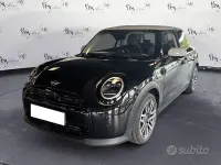 Usata Mini Cooper Classic 114 kW (156 CV) 2025 Nero Utilitaria