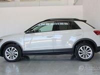 Usata VW T-Roc Life 150 CV (110 kW) 2023 SUV