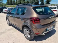 Usata Dacia Duster Prestige 95 CV (69 kW) 2020 Marrone SUV