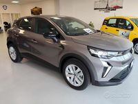 Nuova Renault Captur Evolution 101 CV (74 kW) 2025 Grigio SUV