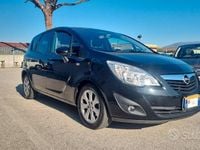 Usata Opel Meriva Cosmo 95 CV (69 kW) 2012 Nero Monovolume