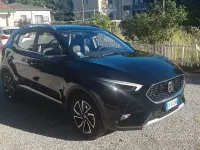 Usata MG ZS Luxury 111 CV (81 kW) 2024 Nero SUV