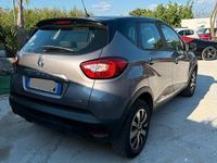 Usata Renault Captur 90 CV (66 kW) 2018 Grigio SUV