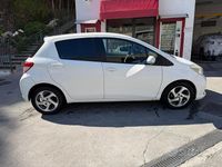 Usata Toyota Yaris Style 90 CV (66 kW) 2012 Bianco Utilitaria