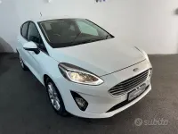 Begagnad Ford Fiesta ST-Line 86 HK (63 kW) 2019 Vit Halvkombi