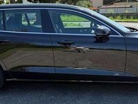 Usata Volvo V60 Business Edition 197 CV (144 kW) 2021 Nero Station wagon