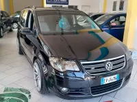Usata VW Touran 140 CV (102 kW) 2008 Nero Monovolume