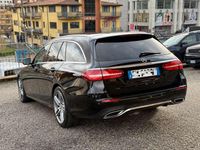 Usata Mercedes E220 AMG line 194 CV (142 kW) 2017 Nero Station wagon