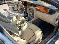 Usata Jaguar X-type 155 CV (114 kW) 2007 Grigio Berlina