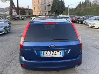 Usata Ford Fiesta Titanium 75 CV (55 kW) 2007 Blu Utilitaria