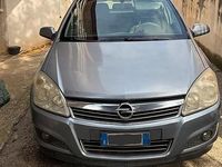 Usata Opel Astra 90 CV (66 kW) 2008 Grigio Station wagon